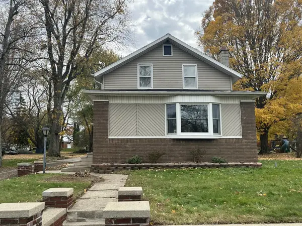 460 E Chicago, Jonesville, MI 49250