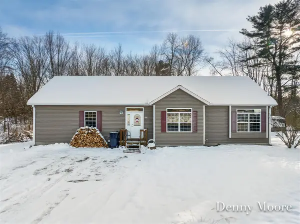 516 131st, Wayland, MI 49348