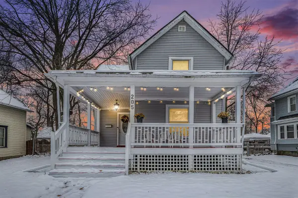 205 Moores River, Lansing, MI 48910