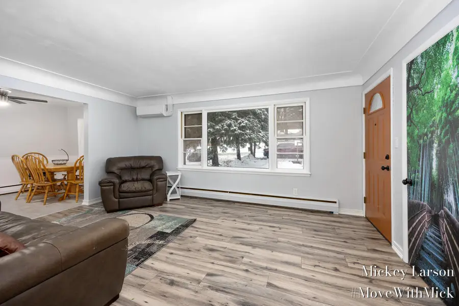 1600 E Webb, Dewitt, MI 48820 - Image #3