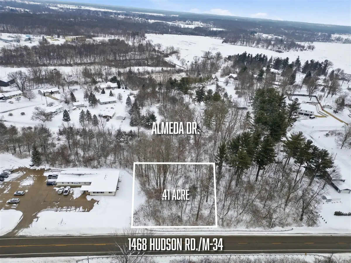 1468 Hudson, Hillsdale, MI 49242 - #1