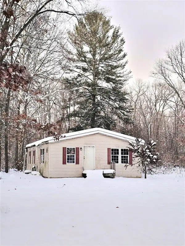 3029 Primrose, Allegan, MI 49010