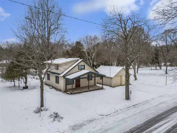 8496 Mill, Onekama, MI 49675