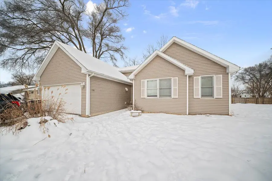 238 Harvey, Lawton, MI 49065 - Image #2