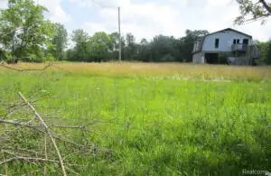 6610 Detroit, Flint, MI 48505