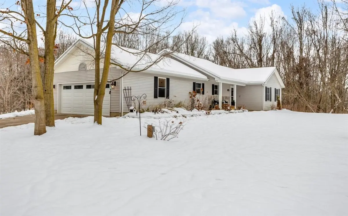 1395 S Lacey Lake, Charlotte, MI 48813 - Image #1