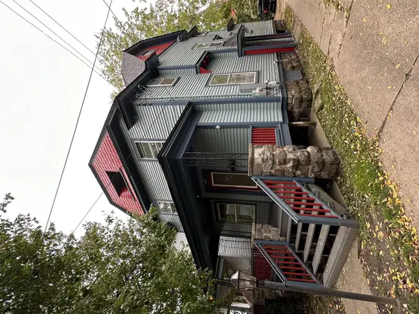 424 Oak, Kalamazoo, MI 49007