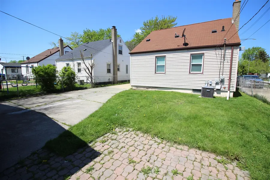 19504 Roger, Melvindale, MI 48122 - #3