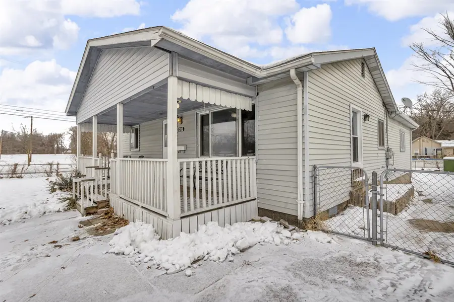 203 Dakota, Ypsilanti, MI 48198 - Image #2