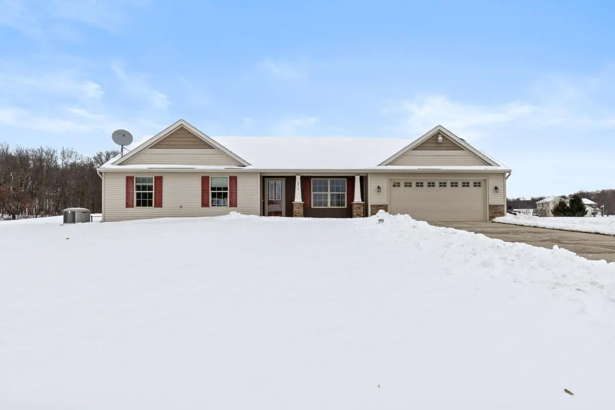 2914 Fawn Cove, Middleville, MI 49333 - Image #1