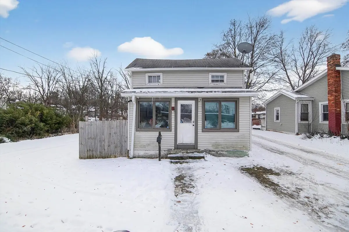 64 Spring, Hillsdale, MI 49242 - Image #1