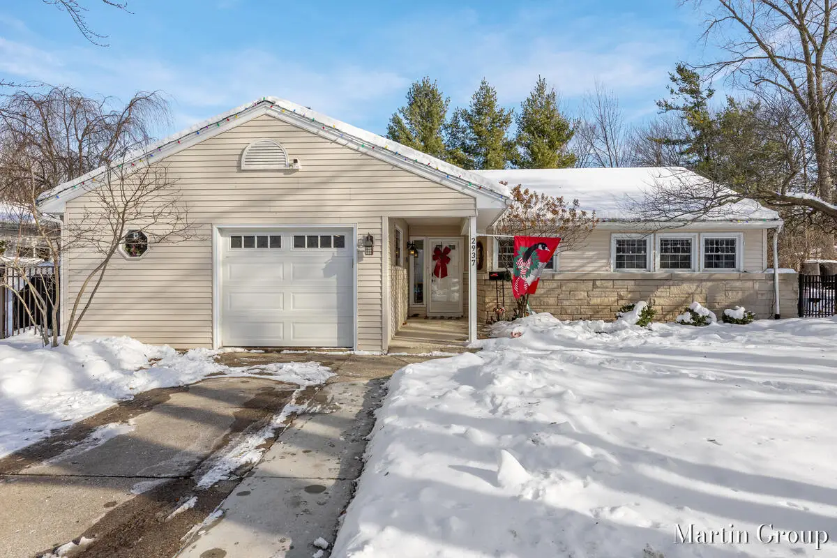 2937 Lake, East Grand Rapids, MI 49506 - Image #1
