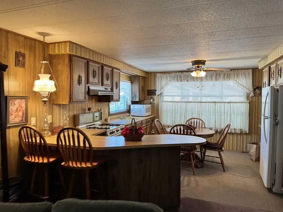 71 Oneida, Adrian, MI 49221 - Image #3