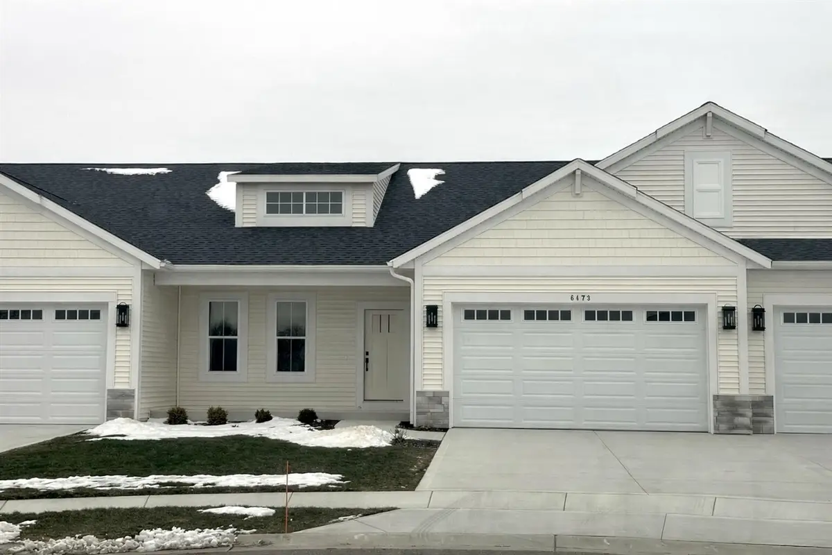 6439 Railbridge #23, Caledonia, MI 49316 - Image #1