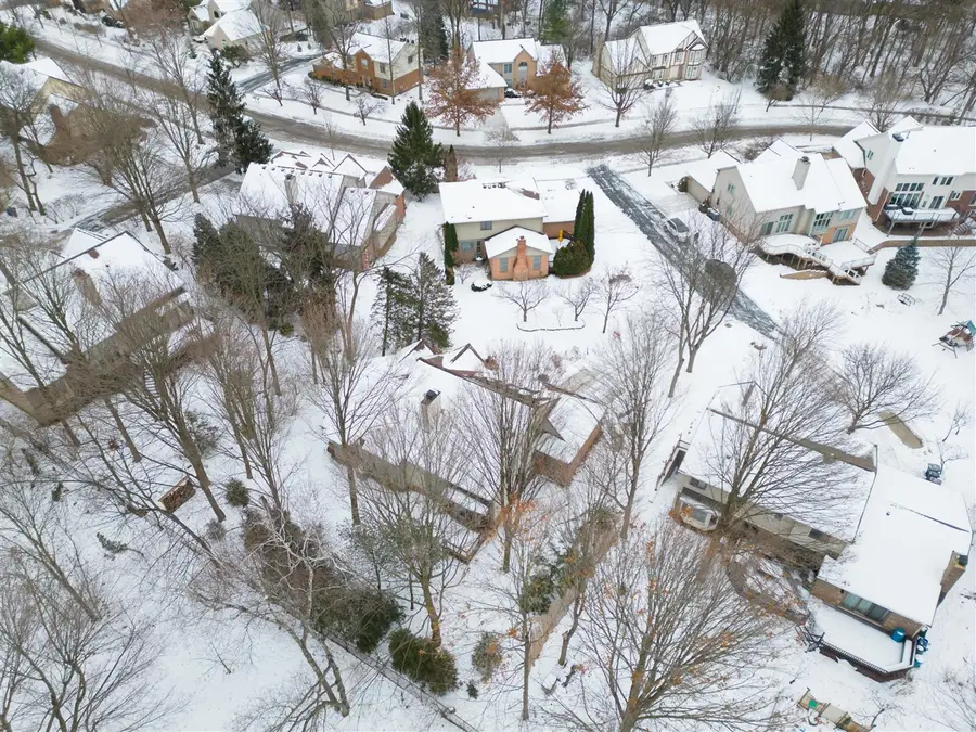 825 Brookside, Ann Arbor, MI 48105 - Image #3