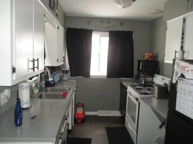 865 Carrier Creek, Grand Rapids, MI 49503 - Image #3