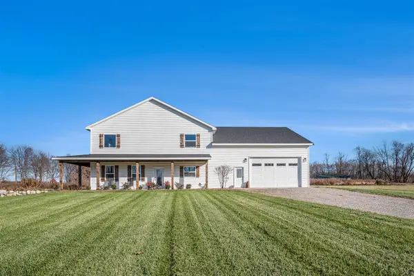 10030 Baker, Alto, MI 49302