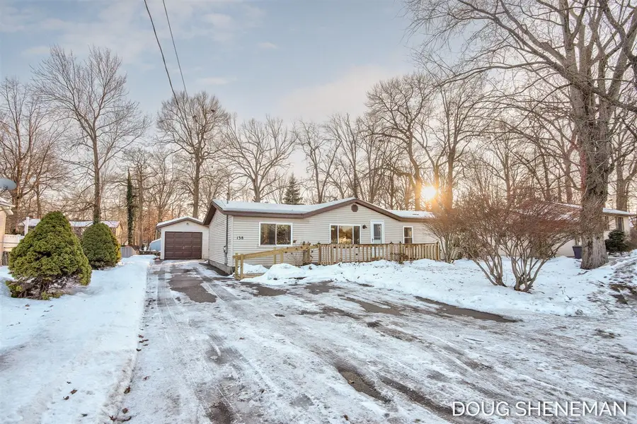 138 Riley, Holland, MI 49424 - Image #2