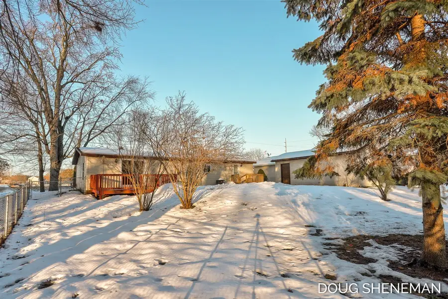 138 Riley, Holland, MI 49424 - Image #3