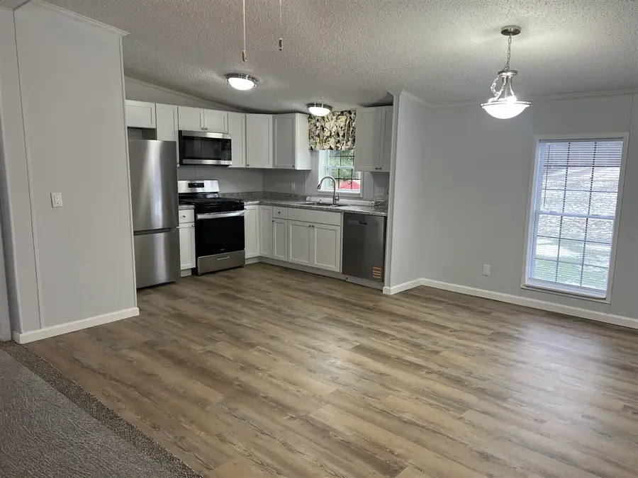 201 W Hatmaker, Coldwater, MI 49036 - Image #2