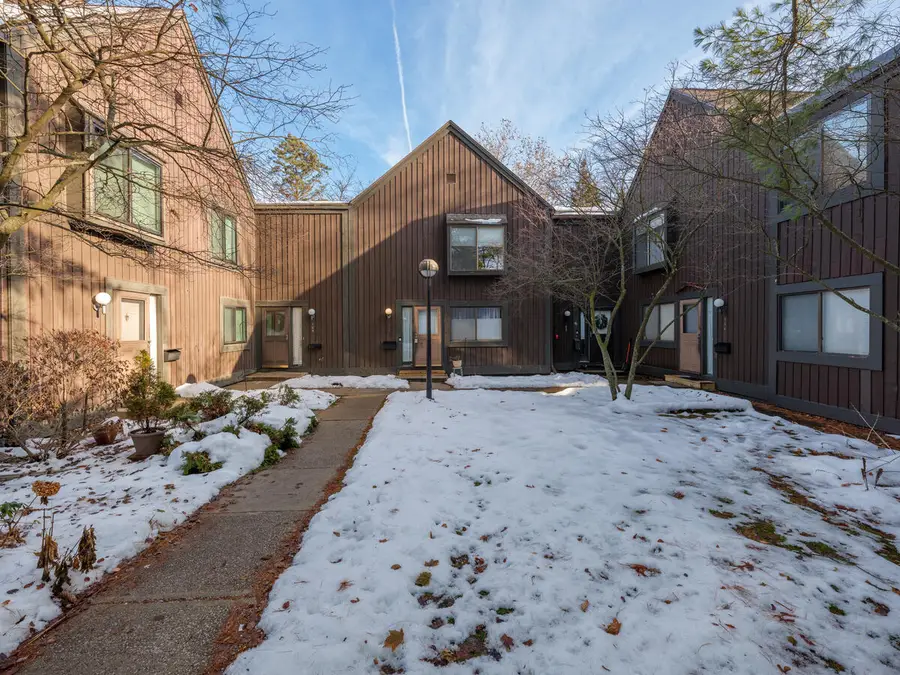 107 Inverness, Kalamazoo, MI 49006 - Image #2