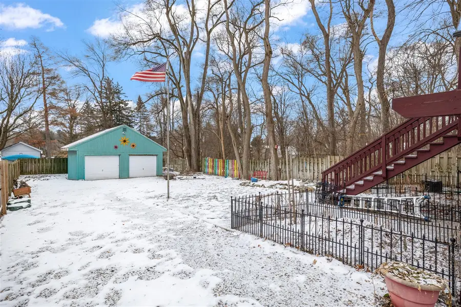 517 W Commerce, Milford, MI 48381 - #3