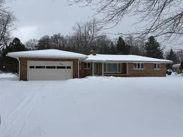 873 Hendrick, Norton Shores, MI 49441