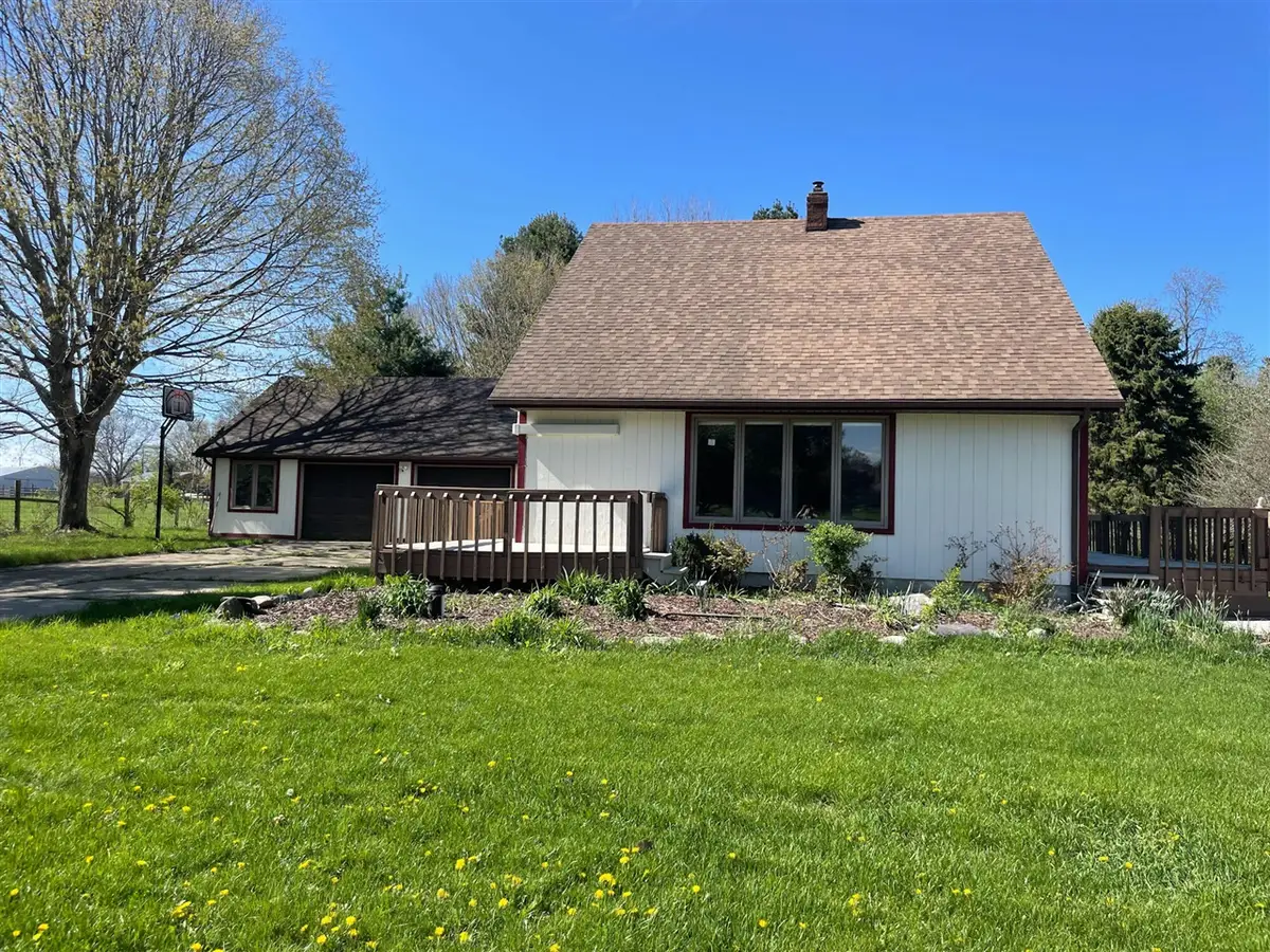 4995 U.s. Highway 12, Buchanan, MI 49107 - #1