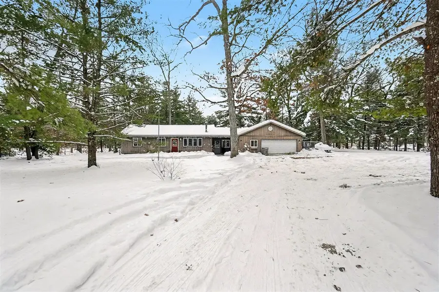 37 W Raymond, Twin Lake, MI 49457 - #2