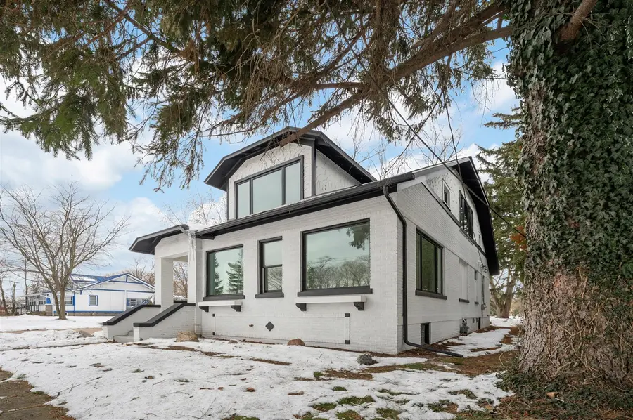 312 S Whittaker, New Buffalo, MI 49117 - #2