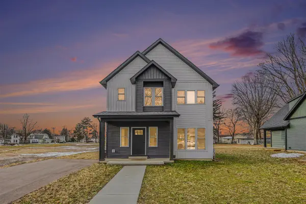 105 Lester, Dowagiac, MI 49047