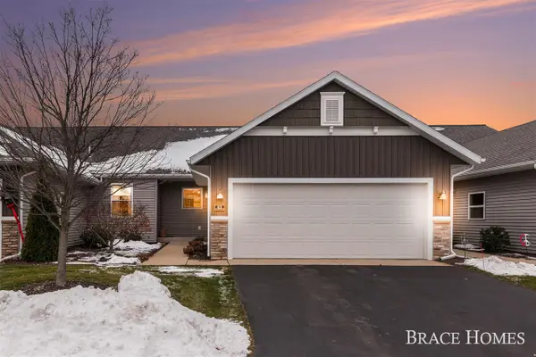 8119 Byron Creek, Byron Center, MI 49315