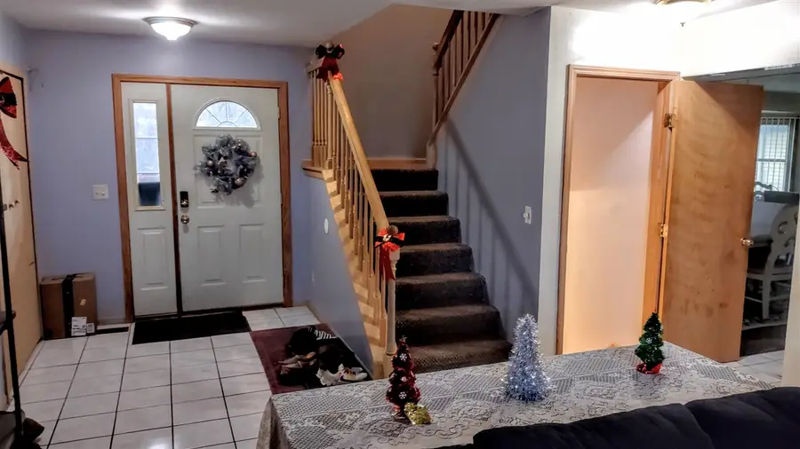 8287 Berkshire, Ypsilanti, MI 48198 - Image #3