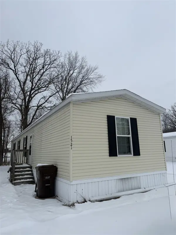 1521 Born #lot 232, Lansing, MI 48911
