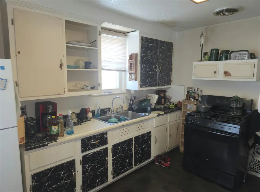 4134 17th, Ecorse, MI 48229 - #3