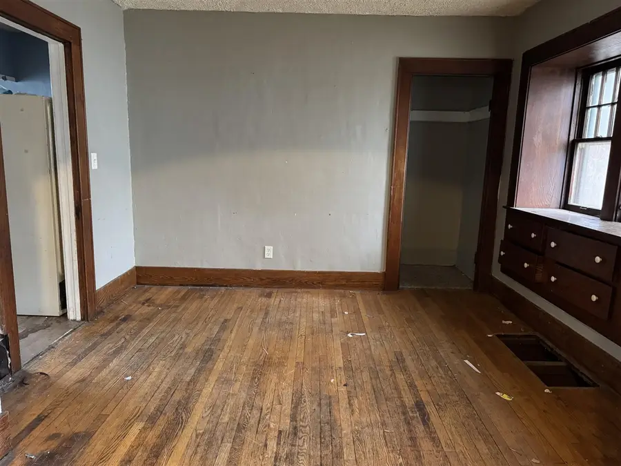 1522 Robertson, Lansing, MI 48915 - Image #3