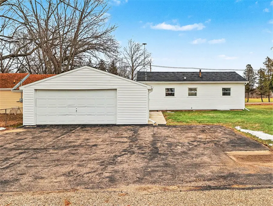 1048 S Kalamazoo, Marshall, MI 49068 - #3