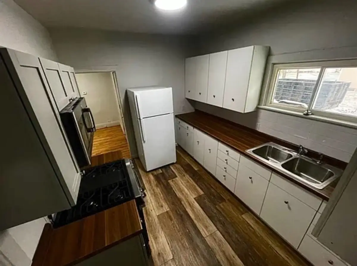 939 Williams, Jackson, MI 49203 - #1