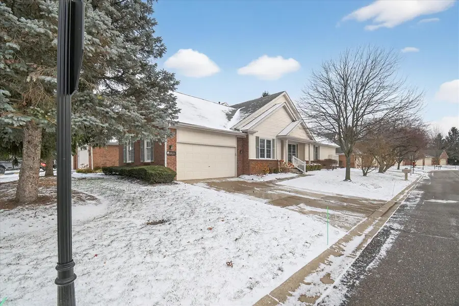 39828 Village Run, Northville, MI 48168 - Image #2