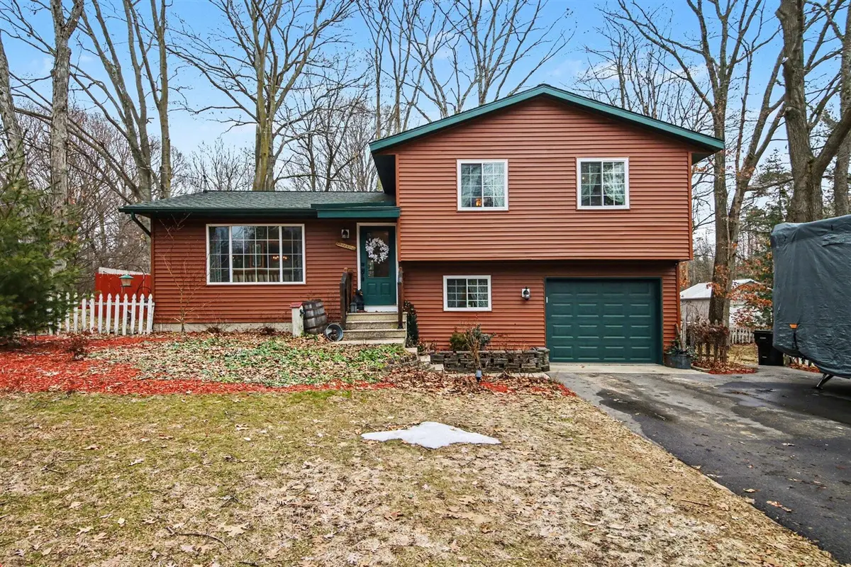 12718 112th, Grand Haven, MI 49417 - #1