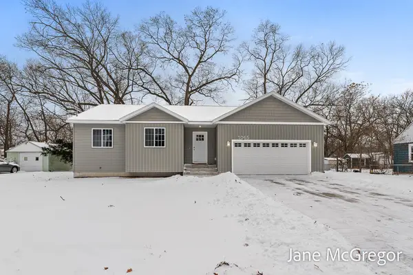 1065 James, Muskegon, MI 49442