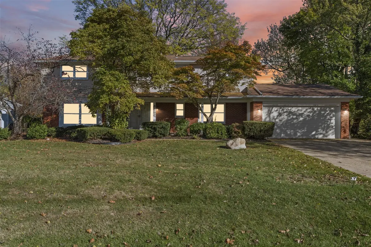 6843 Leslee Crest, West Bloomfield, MI 48322 - Image #1