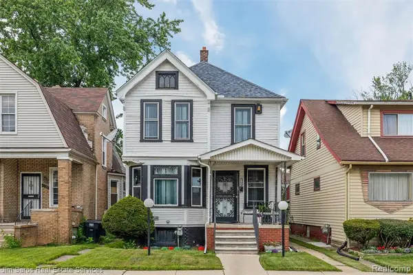 7743 E Canfield, Detroit, MI 48214
