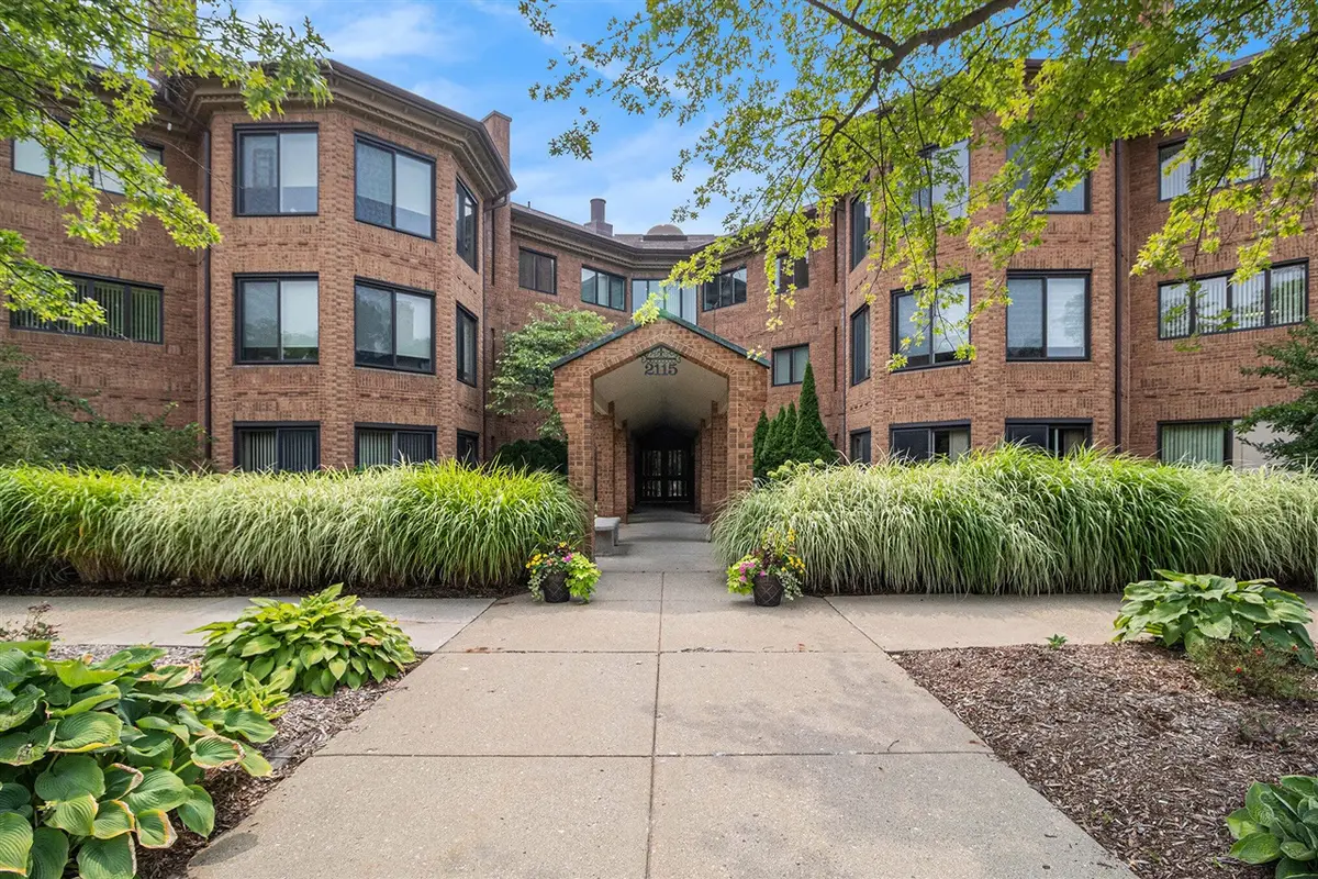 2115 Nature Cove #206, Ann Arbor, MI 48104 - #1