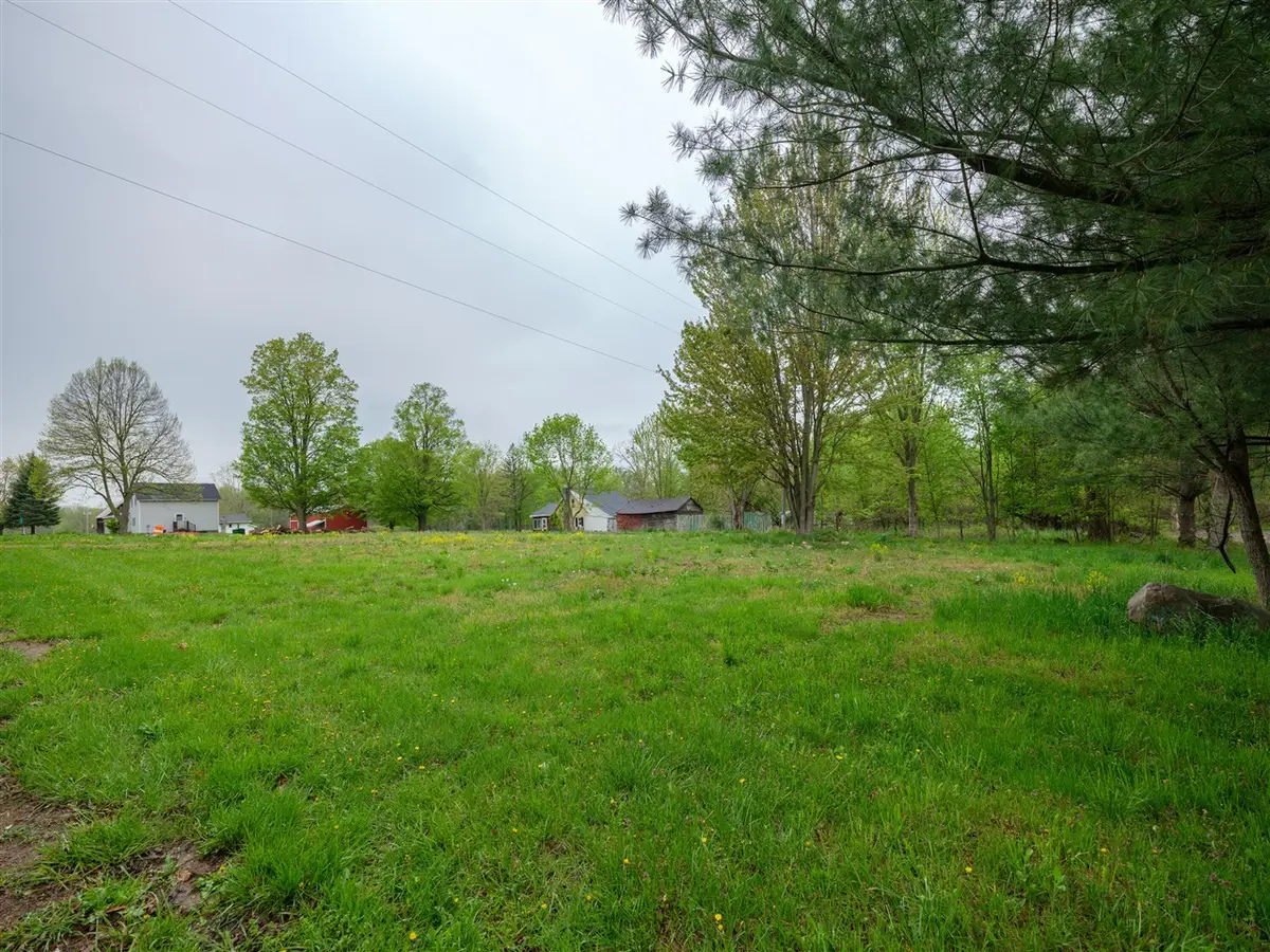 11971 S 39th, Vicksburg, MI 49097 - #1