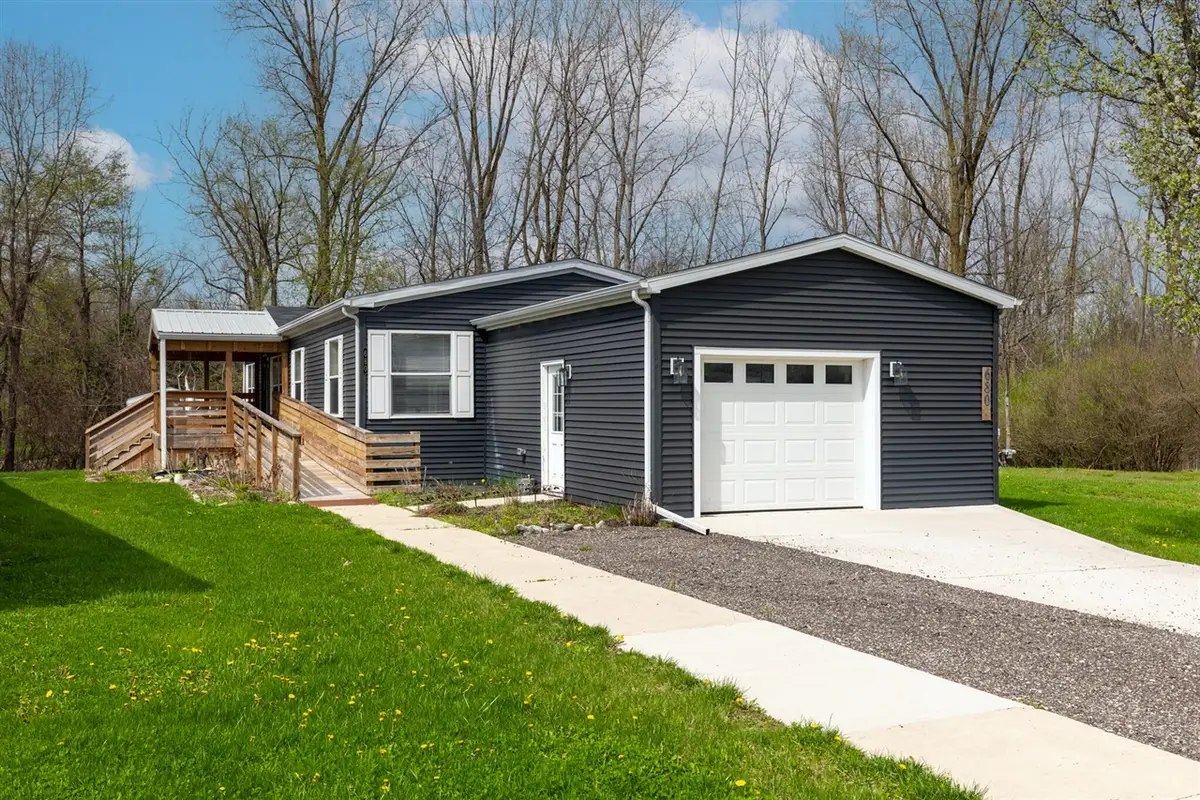 680 N Gallery, Eaton Rapids, MI 48827 - #1