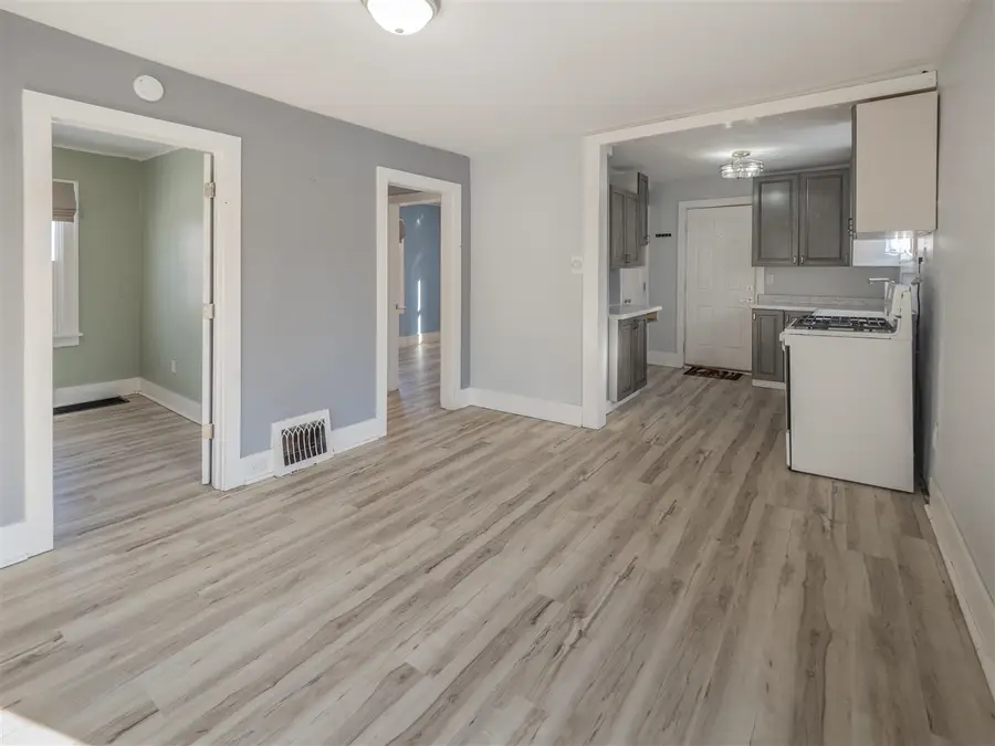1910 N Rose, Kalamazoo, MI 49007 - #3