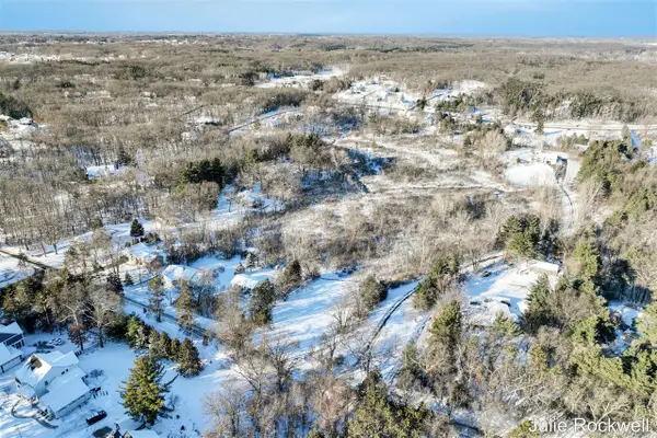 4477 Knapp, Grand Rapids, MI 49525