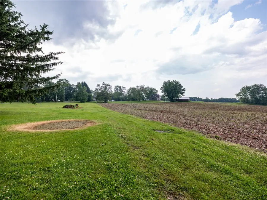 V/l Stone Jug, Battle Creek, MI 49015 - Image #2