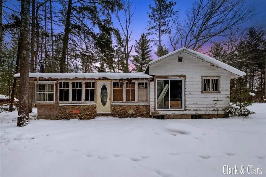 1538 W 68th, Baldwin, MI 49304 - Image #2